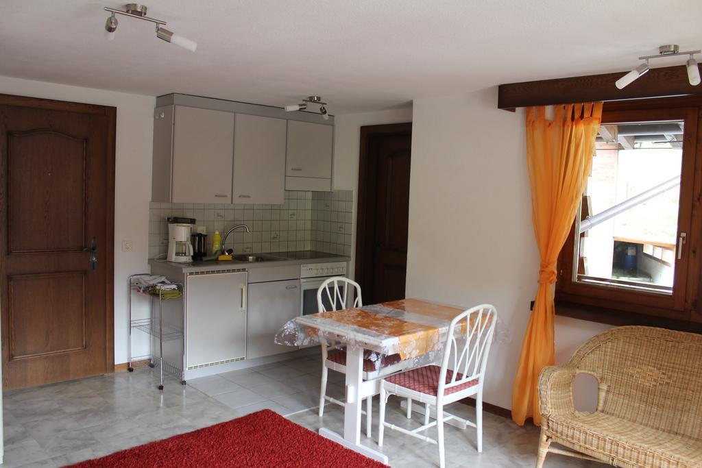 Ferienwohnung Silberdistel, Saastalstrasse 178 Exterior foto